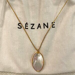 Sézane Mother of Pearl Pendant Necklace